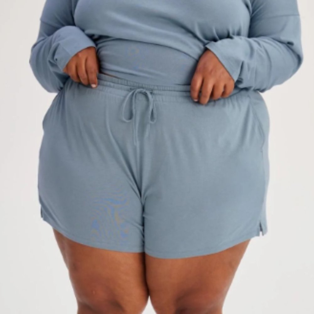 Girlfriend Collective Snooze Sleep Short in Moonstone